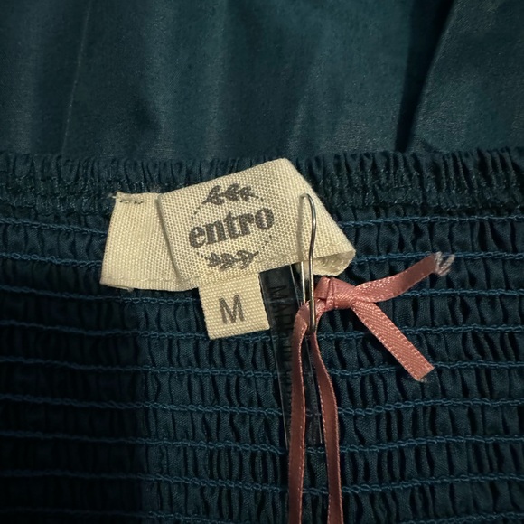 Entro Women’s Puff Sleeve Tiered Mini Dress Size Medium - Picture 4 of 5